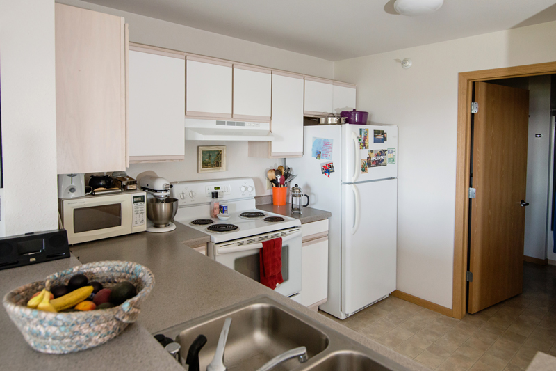 Clybourn Place - Kitchen