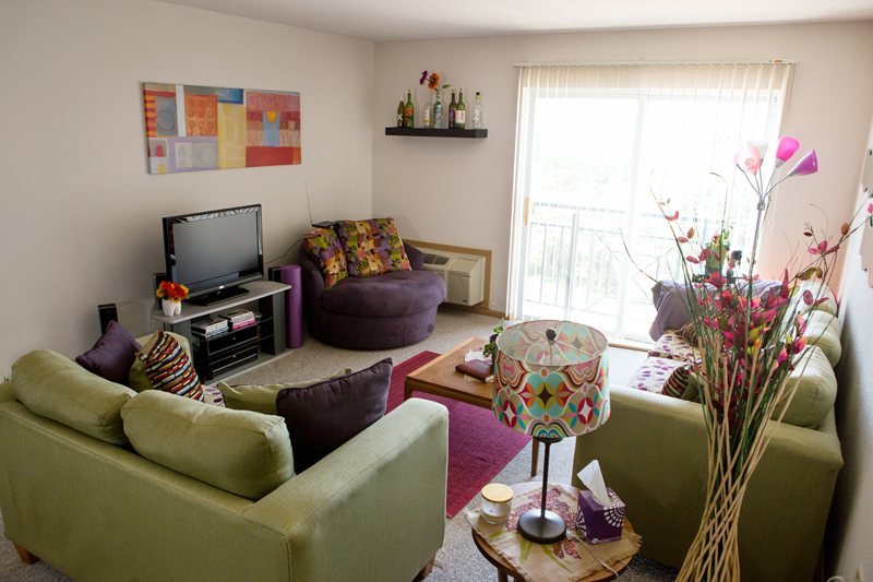 Clybourn Place - Living Room