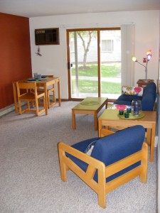 College Park Springbrook Row - Living Room