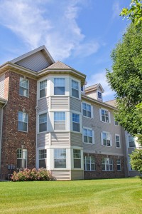 Sauk Gardens - Building
