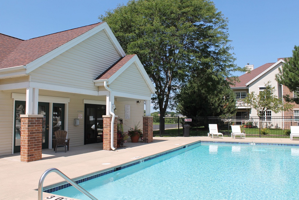 Apartment complex pool and clubhouse