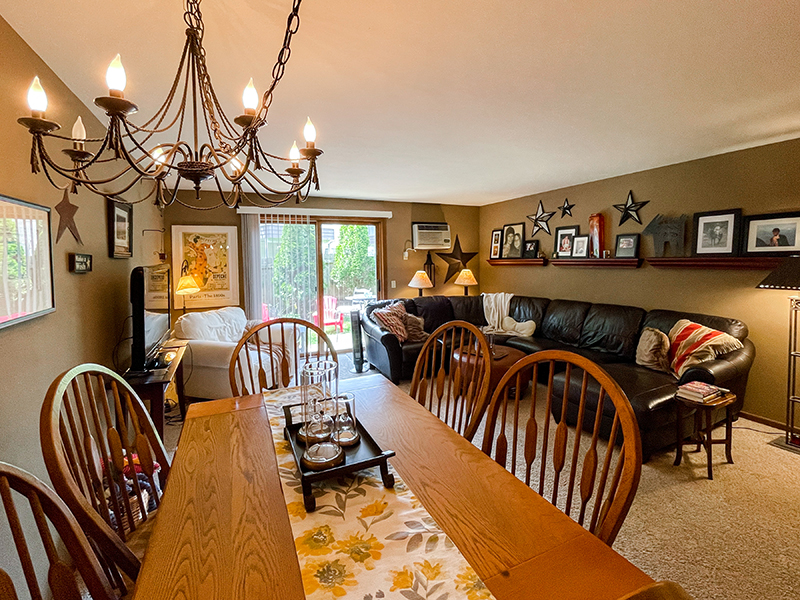 Pheasant Run II dining room living room